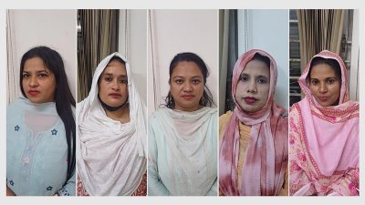 খাদিজা, নাজমা, বাবলী, রিতা ও সাবিনা