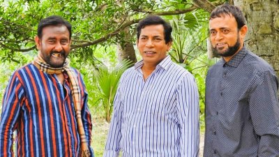 শুটিংয়ে তিন বন্ধু