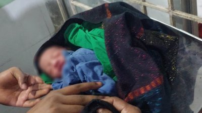 উদ্ধার হওয়া নবজাতক