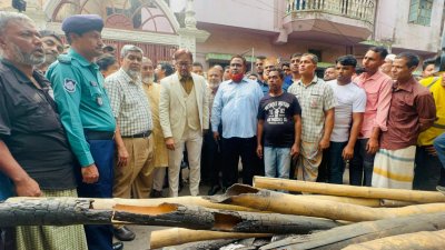 চট্টগ্রাম নগরীর আন্দরকিল্লা ওয়ার্ড পরিদর্শনে মেয়র ডা. শাহাদাত হোসেন