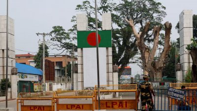 বাংলাদেশ থেকে ভারতে স্বর্ণ চোরাচালান বেড়েছে। ছবি: রয়টার্স