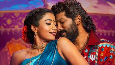‘পুষ্পা ২: দ্য রুল’ সিনেমার একটি দৃশ্যে রাশমিকা মান্দানা ও আল্লু অর্জুন