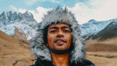 বর্ষসেরা কনটেন্ট ক্রিয়েটর ‘নাদির অন দ্য গো’