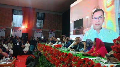 কুমিল্লায় বিএনপির কর্মশালায় যুক্ত হয়ে বক্তব্য দেন বিএনপির ভারপ্রাপ্ত চেয়ারম্যান তারেক রহমান