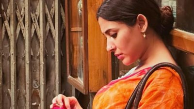 অপেক্ষায় মেহজাবীন চৌধুরী