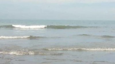 কক্সবাজারের টেকনাফের সেন্টমার্টিন সৈকতে হাত-পা বাঁধা অবস্থায় অজ্ঞাত এক যুবকের লাশ উদ্ধার করেছে পুলিশ