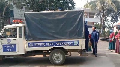 লাশ উদ্ধার করেছে কালাই থানা পুলিশ
