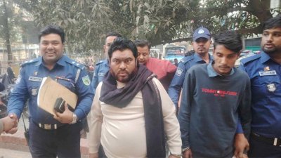 গ্রেফতার বাসচালক মো. নুরুদ্দিন