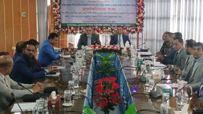মতবিনিময় সভায় বক্তব্য দিচ্ছেন প্রধান নির্বাচন কমিশনার (সিইসি) এ এম এম নাসির উদ্দিন