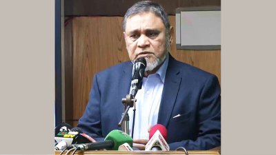 অনুষ্ঠানে বক্তব্য রাখছেন প্রধান নির্বাচন কমিশনার (সিইসি) এ এম এম নাসির উদ্দিন (ছবি: সংগৃহীত)