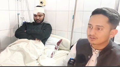 ফারুক হাসানের পাশে সারজিস আলম