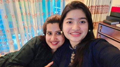 ন্যানসি ও রোদেলা