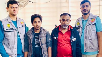 ডিবি হেফাজতে গ্রেফতার দুই জন