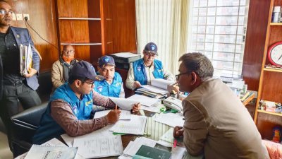 বিএমডিএ’র দুই দফতরে অভিযান চালিয়েছে দুদক
