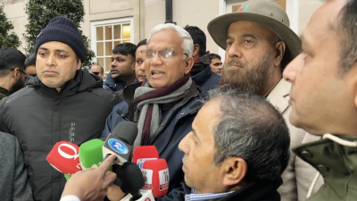 খালেদা জিয়ার চিকিৎসা বিষয়ে সাংবাদিকদের সা‌থে কথা বলছেন ডা. এজেডএম জা‌হিদ হো‌সেন