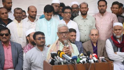 আলোচনা সভায়  জয়নুল আবদিন ফারুক