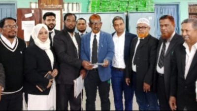 বিএনপিপন্থি প্যানেলের প্রার্থীরা