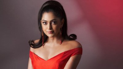 নিপুণ আক্তার