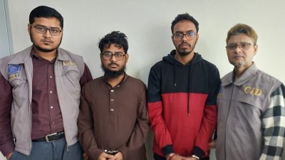 সিআইডি হেফাজতে গ্রেফতার ব্যক্তিরা