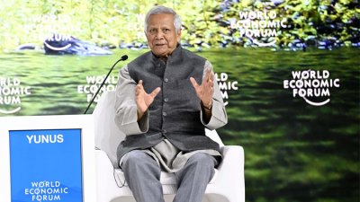 সুইজারল্যান্ডের দাভোসে বিশ্ব অর্থনৈতিক ফোরামের সম্মেলনে প্রধান উপদেষ্টা অধ্যাপক ড. মুহাম্মদ ইউনূস, ছবি: পিআইডি
