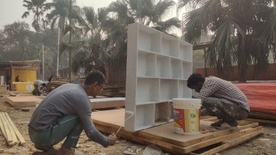 মেলা প্রাঙ্গণে চলছে স্টল ও প্যাভিলিয়ন তৈরির কাজ