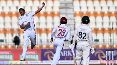 ওয়ারিকান জাদু দেখান