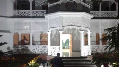 সিলেটের দক্ষিণ সুরমা উপজেলার সিলাম এলাকায় রিজেন্ট পার্ক রিসোর্ট
