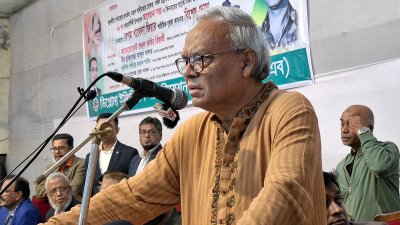বক্তব্য দিচ্ছেন রুহুল কবির রিজভী