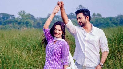 ‘মন-দুয়ারী’ নাটকে জিয়াউল ফারুক অপূর্ব ও নাজনিন নাহার নিহা