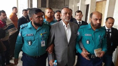 আদারত চত্বরে মিজানুর রহমান