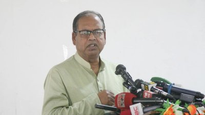অনুষ্ঠানে বক্তব্য রাখছেন বিএনপির ভাইস চেয়ারম্যান শামসুজ্জামান দুদু