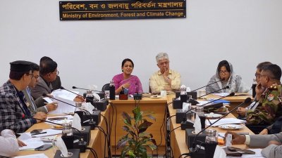 বক্তব্য দিচ্ছেন পরিবেশ উপদেষ্টা সৈয়দা রিজওয়ানা হাসান