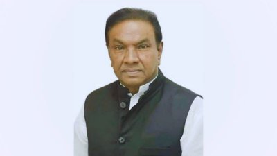 সাদেক খান (ছবি: সংগৃহীত)