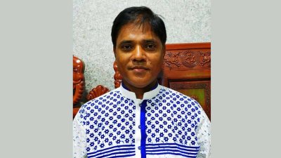 গ্রেফতার আবু সাদেক