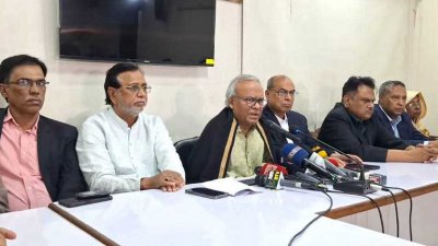 সংবাদ সম্মেলনে রুহুল কবির রিজভী