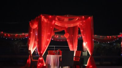 ঢাকা রিজেন্সি হোটেলে ভালোবাসা দিবসের আয়োজন