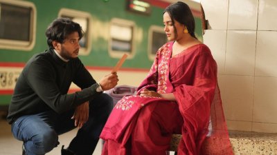 ‘প্রশ্ন করো না’ নাটকে আরশ খান ও সামিরা খান মাহী