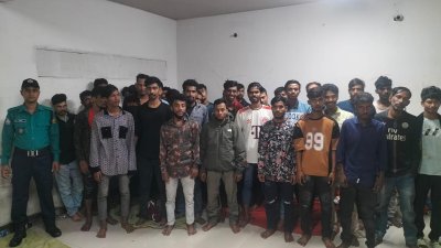 মোহাম্মদপুরে অভিযানে গ্রেফতারকৃতরা