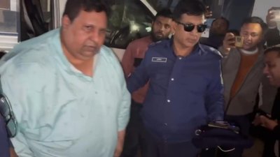 পুলিশ হেফাজতে চয়ন ইসলাম