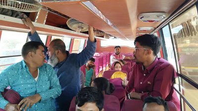 শুভযাত্রা পরিবহনের একটি বাসে ঘটে এ ঘটনা