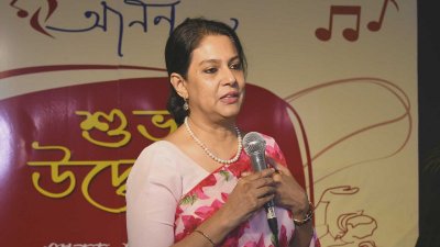 কথা বলছেন সৈয়দা রিজওয়ানা হাসান