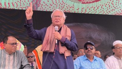 শনিবার দুপুরে কুমিল্লার মেঘনা উপজেলার মানিকারচর এল এ উচ্চবিদ্যালয় মাঠে উপজেলা বিএনপির দ্বিবার্ষিক সম্মেলনে বক্তব্য দেন রুহুল কবির রিজভী
