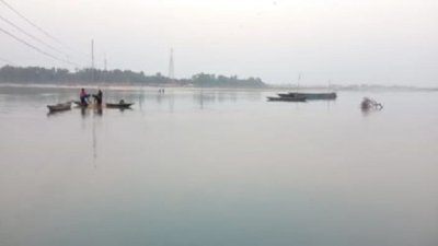 শুষ্ক মৌসুমে হঠাৎ করে তিস্তায় উজানের ঢল নেমে এসেছে