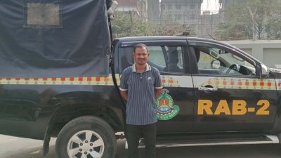 গ্রেফতারের পর আনোয়ার