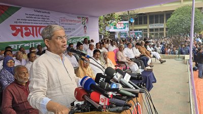 যশোরে সমাবেশে বক্তব্য দেন মির্জা ফখরুল ইসলাম আলমগীর