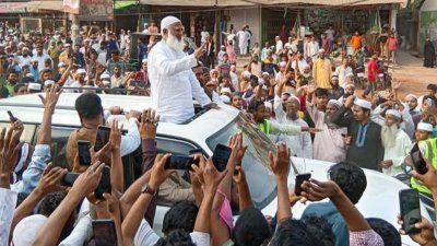 চাঁদপুরে জামায়াতের পথসভায় বক্তব্য দেন ডা. শফিকুর রহমান