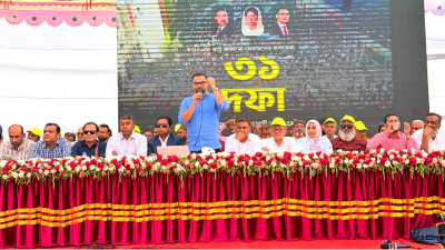 বক্তব্য দিচ্ছেন বিএনপি কেন্দ্রীয় ক্রীড়া বিষয়ক সম্পাদক ঢাকা মহানগর উত্তর বিএনপি আহ্বায়ক আমিনুল হক