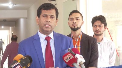 রাজশাহীতে এক কর্মশালায় সাংবাদিকদের সঙ্গে কথা বলেন আন্তর্জাতিক অপরাধ ট্রাইব্যুনালের চিফ প্রসিকিউটর তাজুল ইসলাম