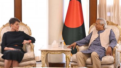প্রধান উপদেষ্টা ড. মুহাম্মদ ইউনূসের সঙ্গে সাক্ষাৎ করেন জাতিসংঘের আবাসিক সমন্বয়কারী গুয়েন লুইস