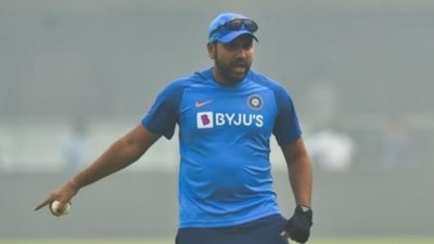 অনুশীলনে রোহিত শর্মা।